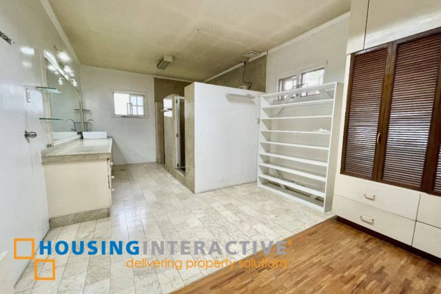 2-storey house for rent in valle verde 1