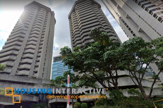 3br unit with parking slots for sale in makati