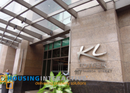 1br unit for sale in kl tower