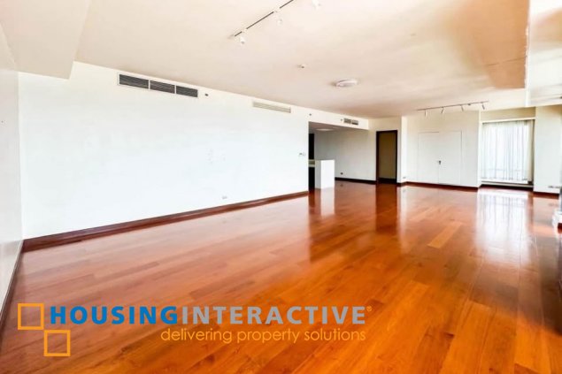 bare 3br unit with balcony and parking for lease in horizon homes at shnagri-la at the fort