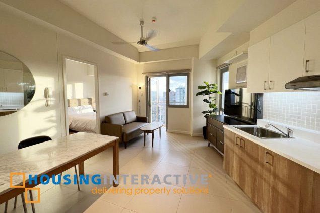 furnished 1br unit with balcony for lease in the vantage