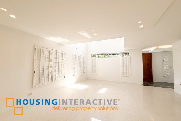 5br rocha street san lorenzo village for rent lease unfurnished makati modern house and lot near dasmarinas village, urdaneta village, forbes park, bel air village, magallanes village, two-storey house residence