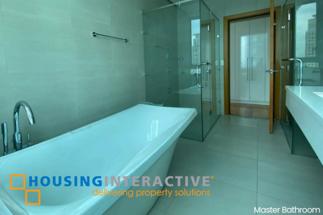 semi-furnished 3br unit with parking for lease in park terraces