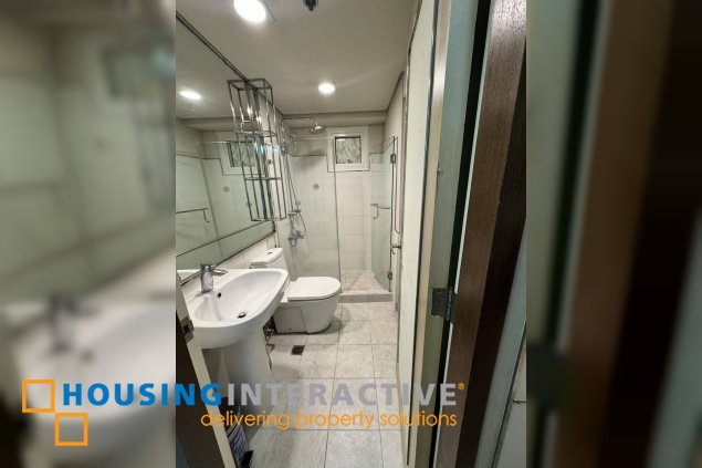 2br for sale in aston at two serendra