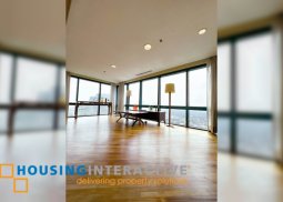 semi-furnished 4br unit with balcony and parking for lease in rizal tower