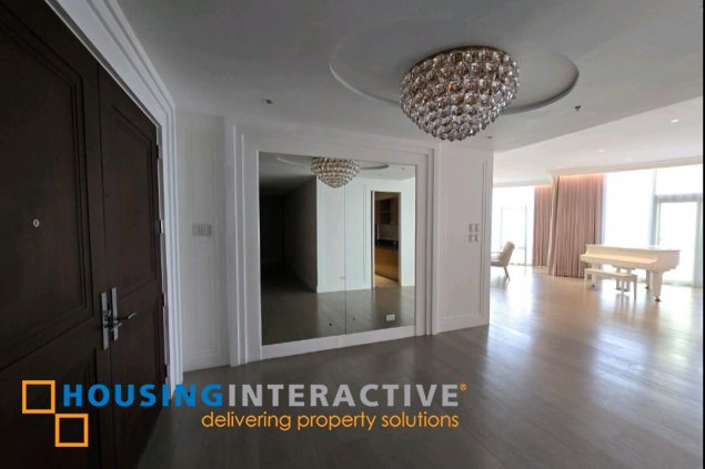 fully furnished 3br unit with parking for lease in proscenium at rockwell