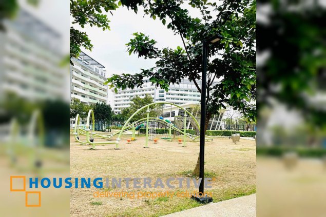 unfurnished 1 br condominium unit with 1 parking slot in the residences at commonwealth for sale