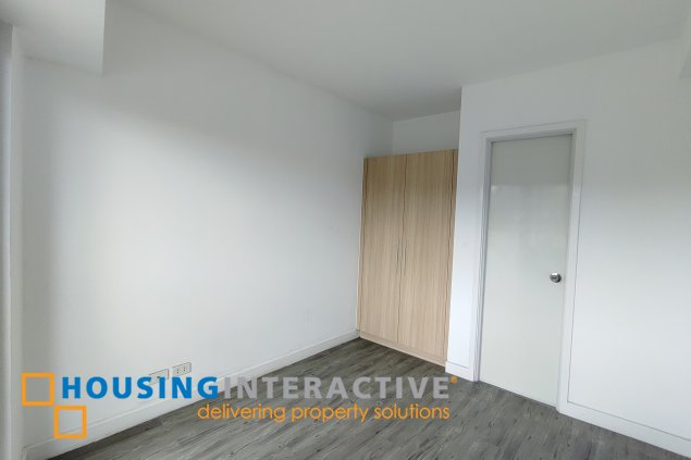 unfurnished 1 br condominium unit with 1 parking slot in the residences at commonwealth for sale