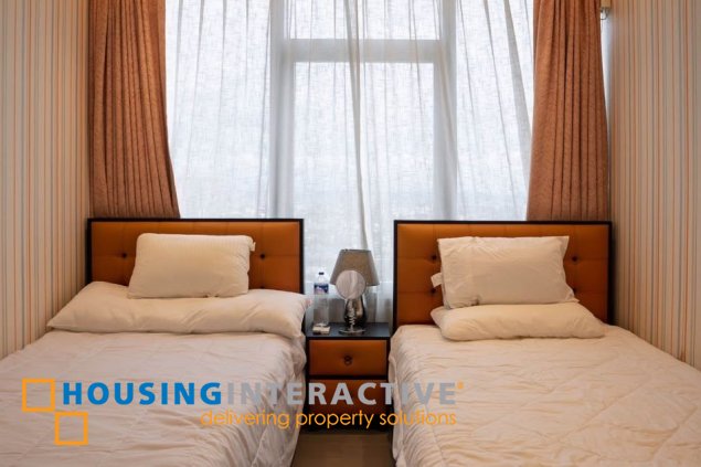 3br unit with parking for sale in proscenium at rockwell