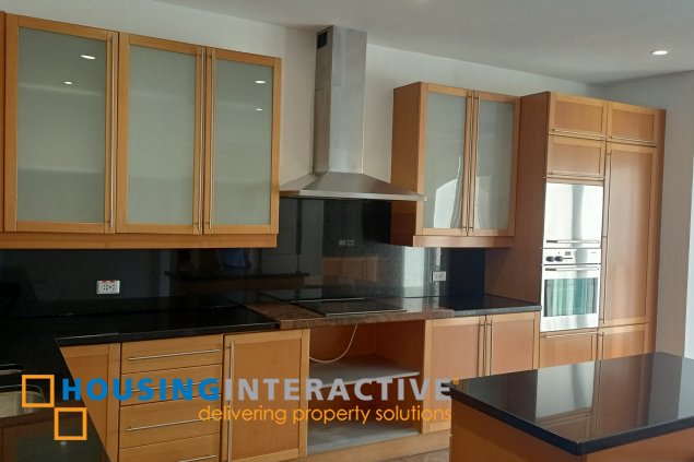 𝐅𝐎𝐑 𝐋𝐄𝐀𝐒𝐄: 𝐄𝐒𝐒𝐄𝐍𝐒𝐀 𝐂𝐀𝐌𝐄𝐑𝐎𝐍 𝟑𝐁𝐑