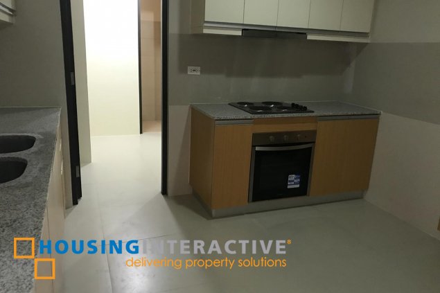 𝐅𝐎𝐑 𝐋𝐄𝐀𝐒𝐄: 𝐔𝐏𝐓𝐎𝐖𝐍 𝐑𝐈𝐓𝐙 𝟒𝐁𝐑