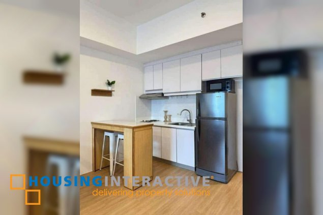 𝐅𝐎𝐑 𝐋𝐄𝐀𝐒𝐄: 𝐈𝐂𝐎𝐍 𝐏𝐋𝐀𝐙𝐀 𝐒𝐓𝐔𝐃𝐈𝐎 𝐔𝐍𝐈𝐓