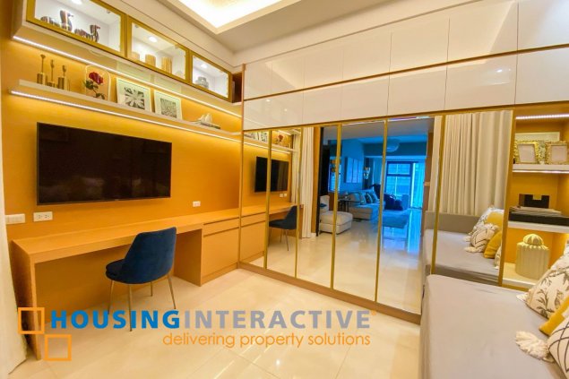 for sale 3br unit with parking for sale in grand hyatt north