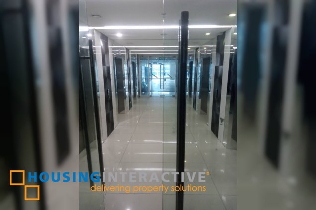 building for lease in macapagal ave. pasay city