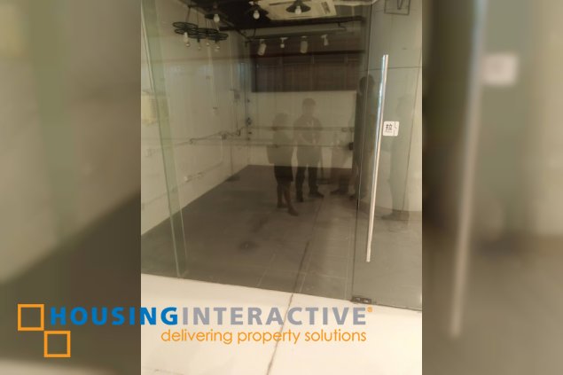 building for lease in macapagal ave. pasay city