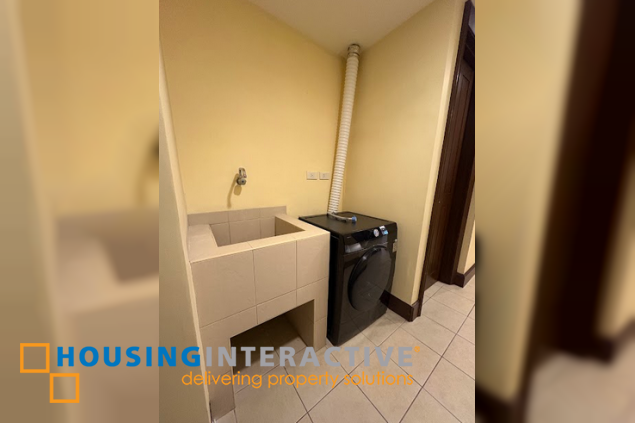 semi-furnished 4br unit with parking for lease in discovery primea