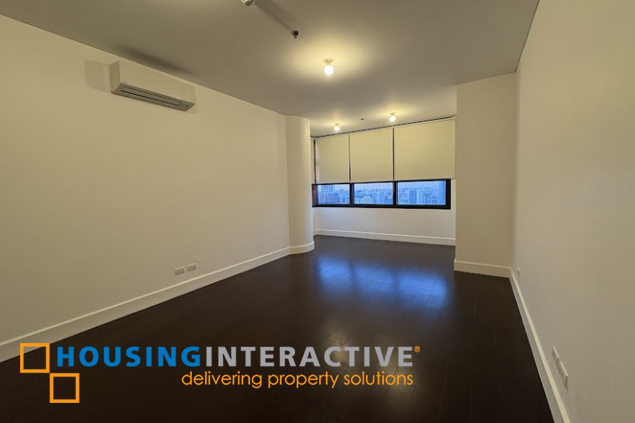 semi-furnished 3br unit with parking for lease in garden towers