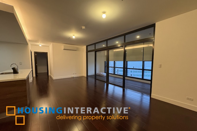 semi-furnished 3br unit with parking for lease in garden towers