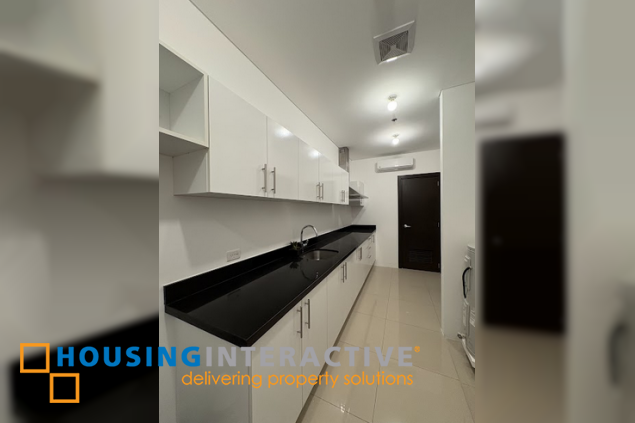 semi-furnished 3br unit with parking for lease in garden towers