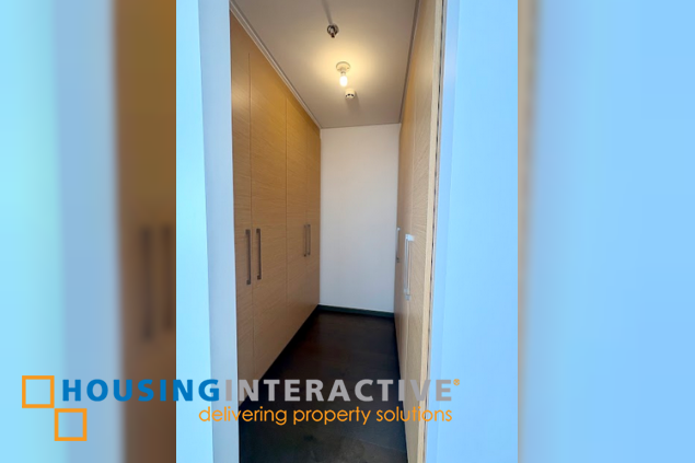 semi-furnished 3br unit with parking for lease in the imperium