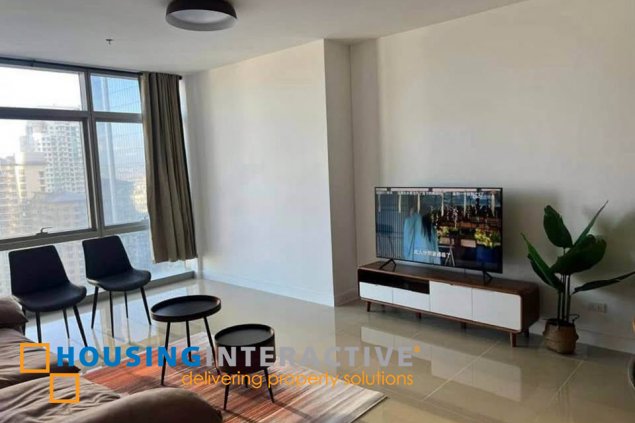 fully furnished 1br unit with parking for lease in west gallery place