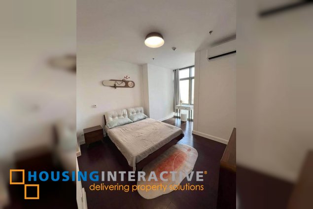 fully furnished 1br unit with parking for lease in west gallery place
