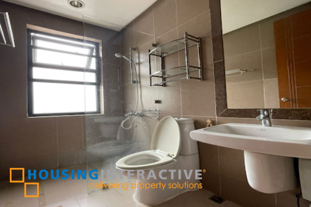 for sale 3-storey townhouse in quezon city