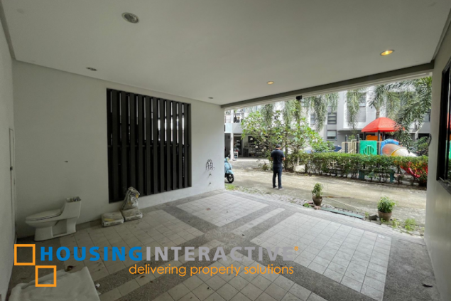 for sale 3-storey townhouse in quezon city