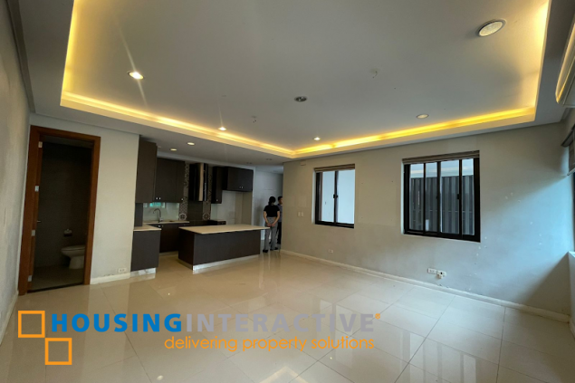 for sale 3-storey townhouse in quezon city