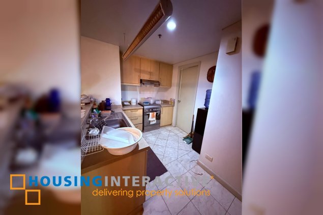 for sale 2 br manansala tower rockwell makati rush sale