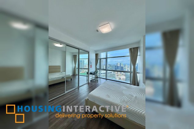 3 bedroom golf view unit for lease/rent in pacific plaza towers bgc