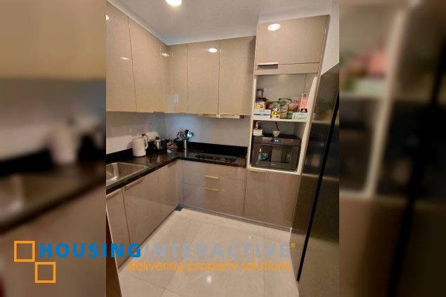 rush sale 2 bedroom unit in grand hyatt residences south tower bgv