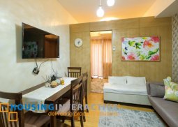 1br unit with parking for sale in grace residences