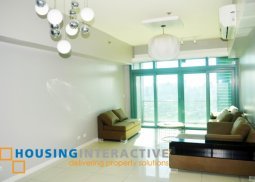 spacious 3br condo unit for rent at the 8 forbestown road bgc