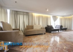 unfurnished 4bedroom unit for sale in the salcedo park condominium