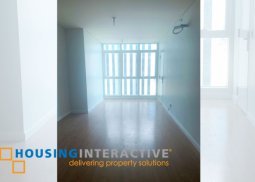 unfurnished 1br condo unit for sale at the two serendra taguig