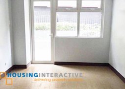 unfurnished 2 bedroom condo unit for sale at parkside villas