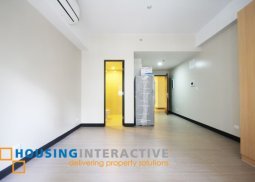 studio unit with balcony for sale at salcedo skysuites