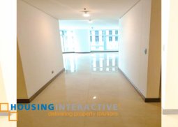 high-end 3-bedroom unit with parking for rent in two roxas triangle