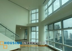 unfurnished unit for sale at two roxas triangle