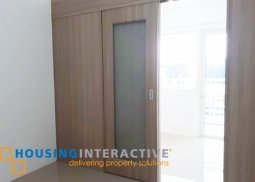 semi furnished 1 bedroom unit for rent at shore residences