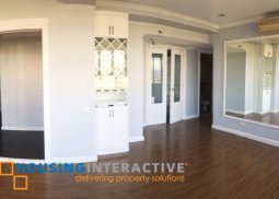 unfurnished 2 br unit for sale in renaissance tower