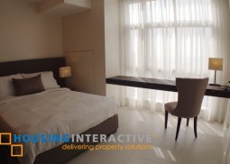 premiere studio in twin oaks place – greenfield district